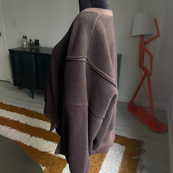 Free People Women's XS We The Free Cozy Camden Sweatshirt Sherpa Brown Oversize - Picture 5 of 7